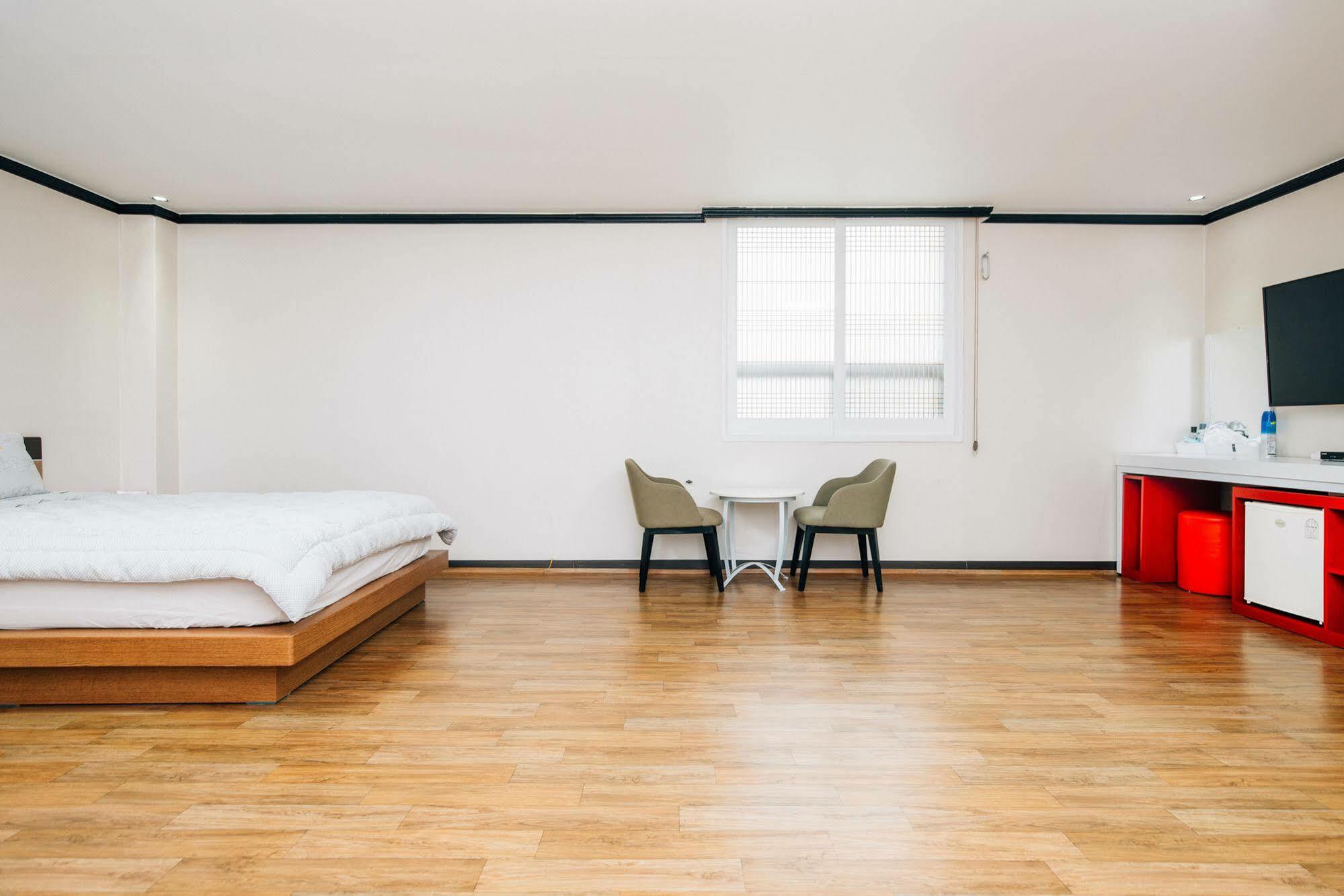 Oakra Hotel Jeju Dış mekan fotoğraf