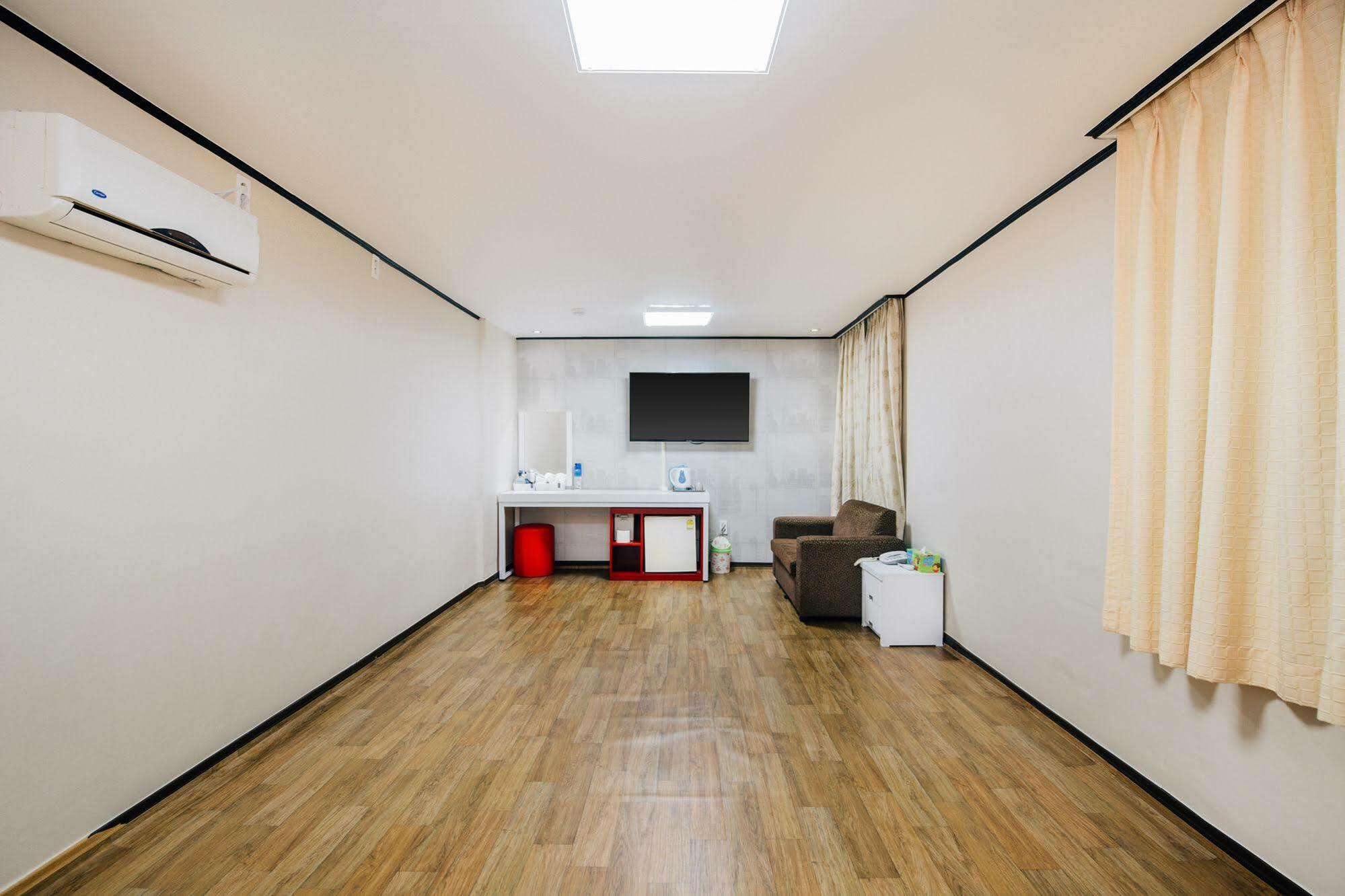 Oakra Hotel Jeju Dış mekan fotoğraf
